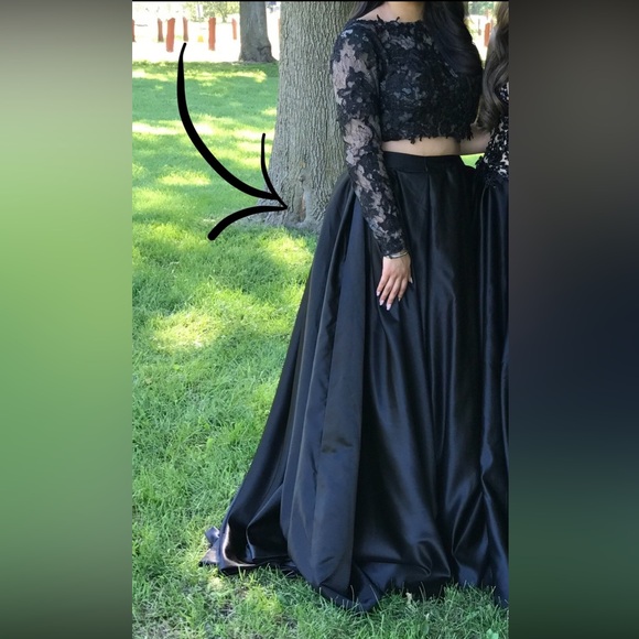 Black Two Piece Gown/Dress - Picture 1 of 5